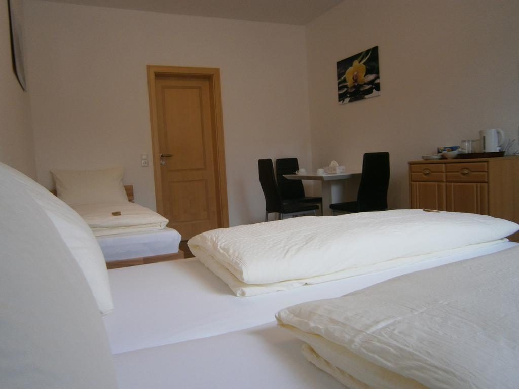 Thai Tawan Rheinhausen Chambre photo