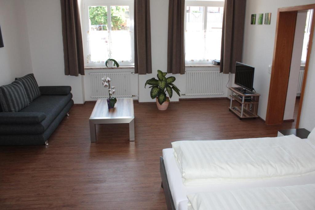 Thai Tawan Rheinhausen Chambre photo